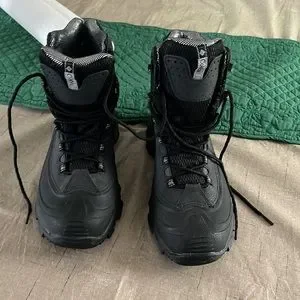 Columbia | Shoes | Colombia Boots For Sale Almost Like Brand  display picture 3